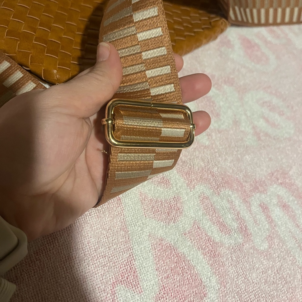 Woven Leather Crossbody Belt Bag in Cognac - Picture 4 of 6